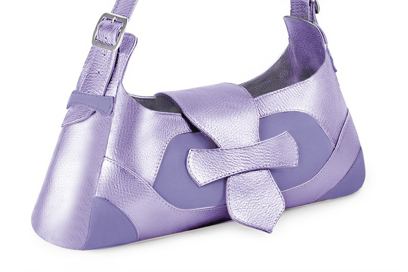 Lavender purple women's dress handbag, matching pumps and belts. Front view - Florence KOOIJMAN